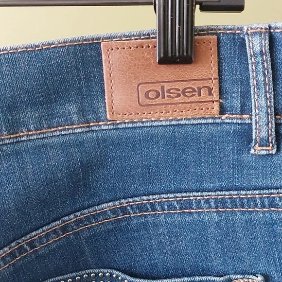 NWT, "OLSEN" Jean's, size 42 ( M-L/12) - Picture 7 of 9